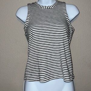 Marled Essentials Black & White Striped Stripe Tee size Medium